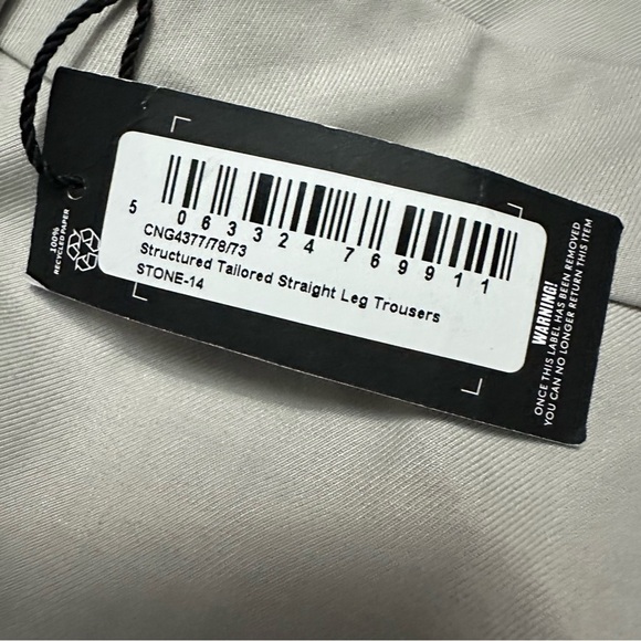 PrettyLittleThing Cream Straight Leg Pants - Picture 3 of 5